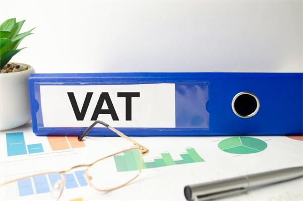 How Do I Calculate VAT for My Business in South Africa?